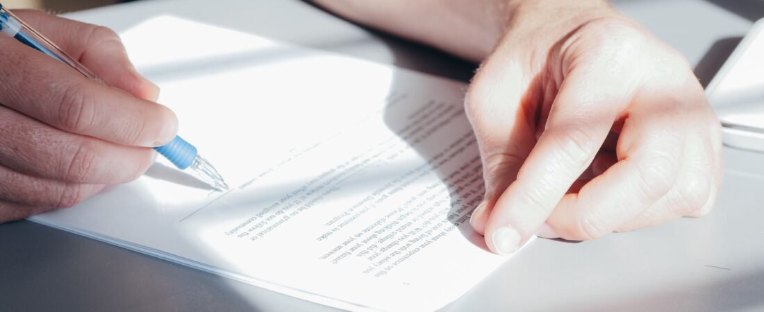 Arraigo social: qué es, requisitos y cómo solicitarlo